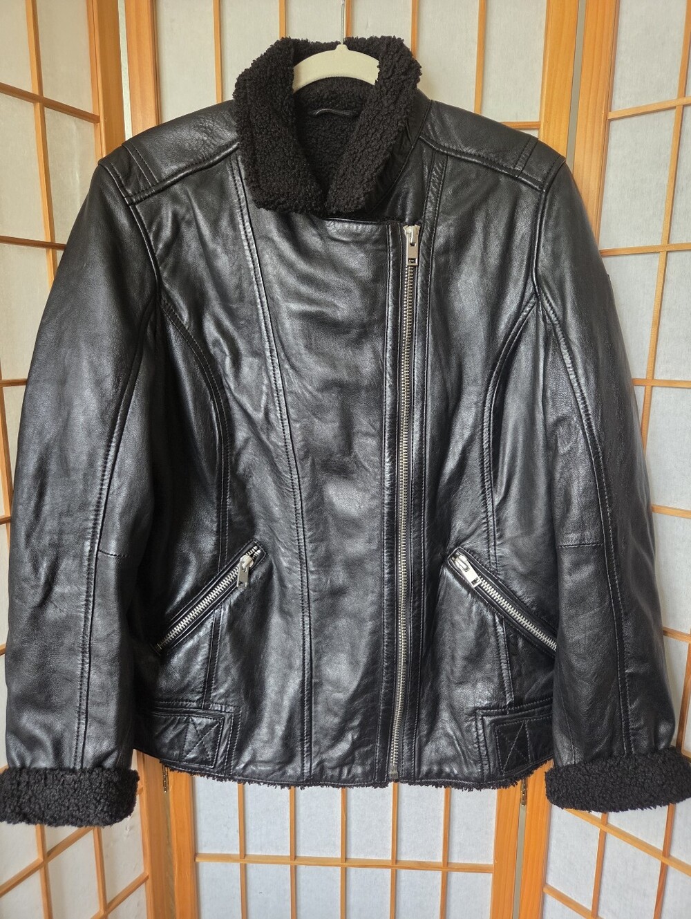 WOMENS FAUX BLACK LEATHER PILOT/MOTORCYCLIST STYLE ZIPPER JACKET SIZE XL/12